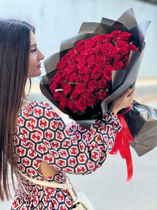 Букет 75 Красных Роз