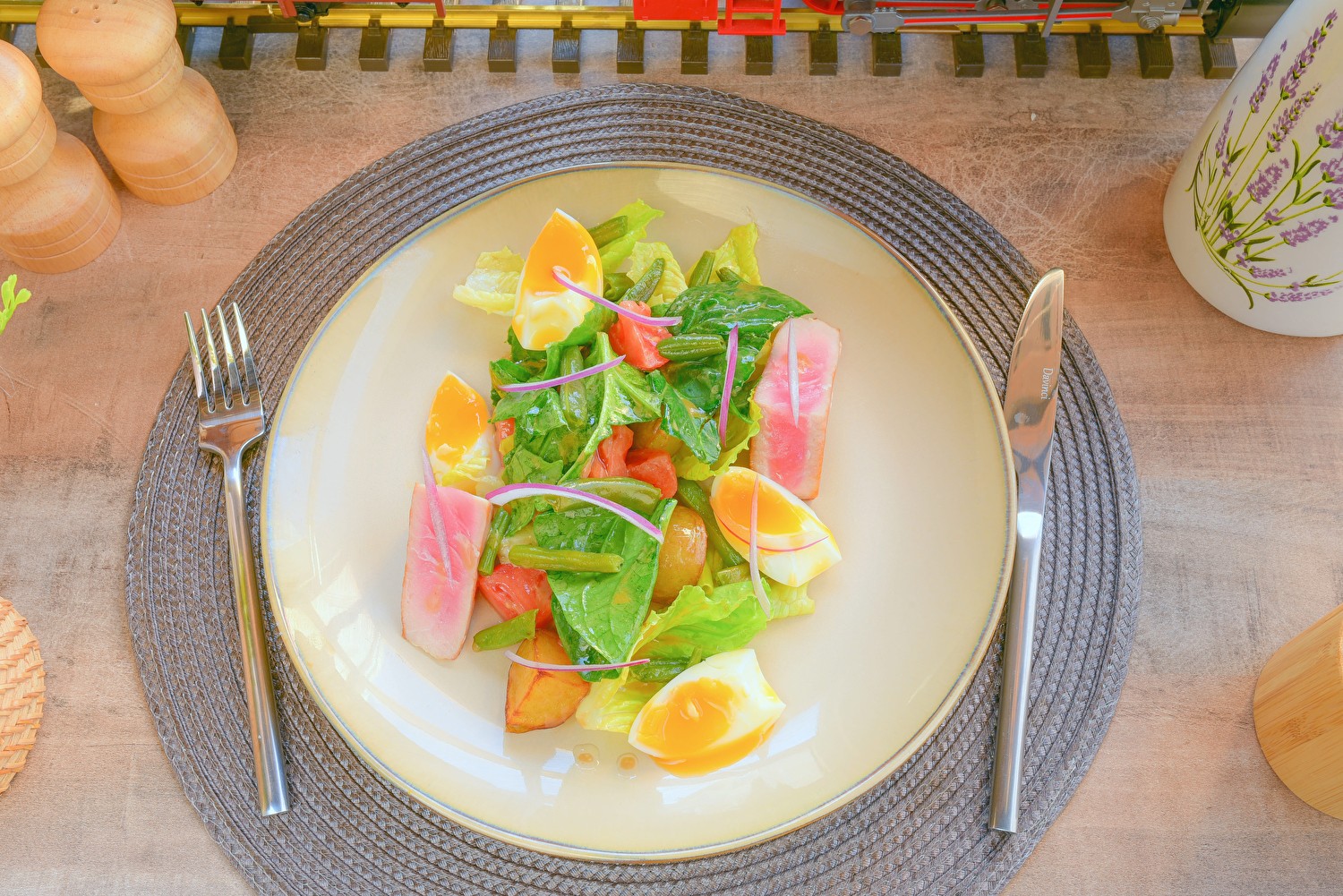 Нисуаз с тунцом