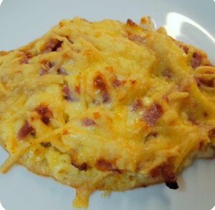 Филе куриное, запечённое с колбасой