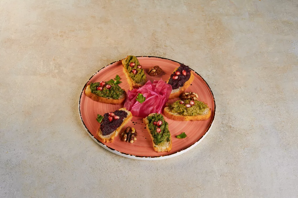 Ассорти Пхали