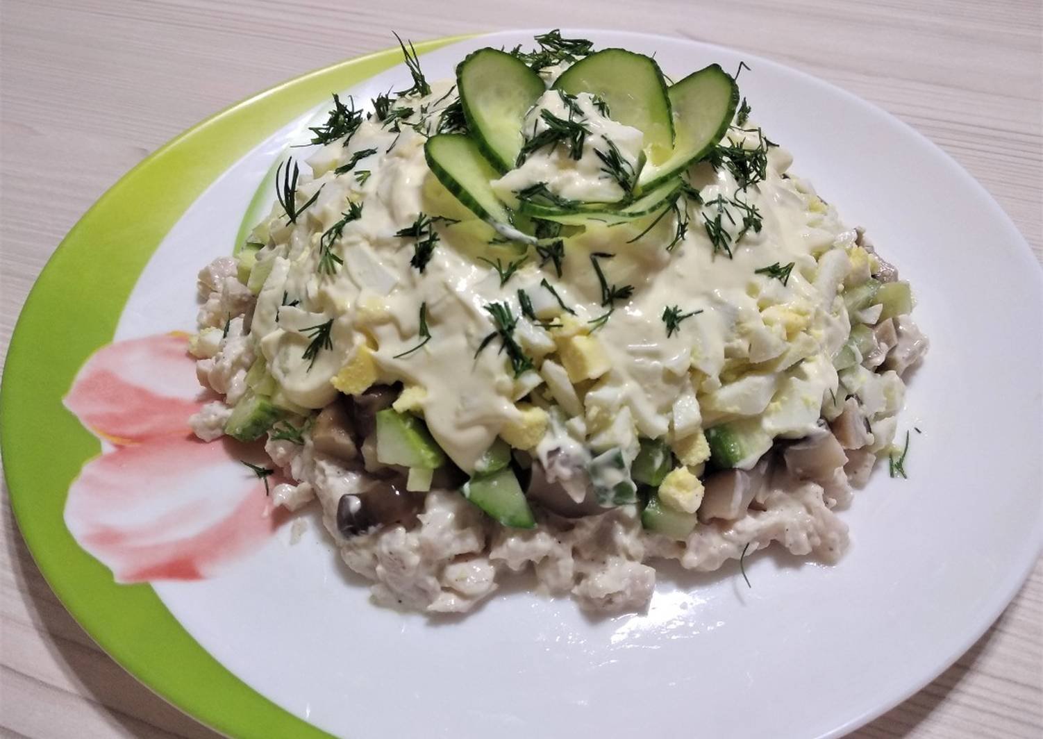 Лукошко салат 100