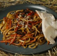 Гречневая лапша с курицей