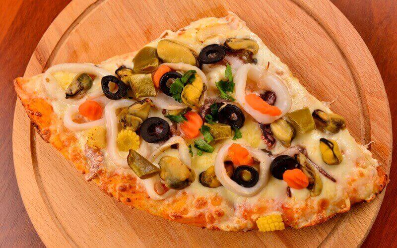 ПИЦЦА «МОРСКОЙ КОКТЕЙЛЬ» 1000 гр.