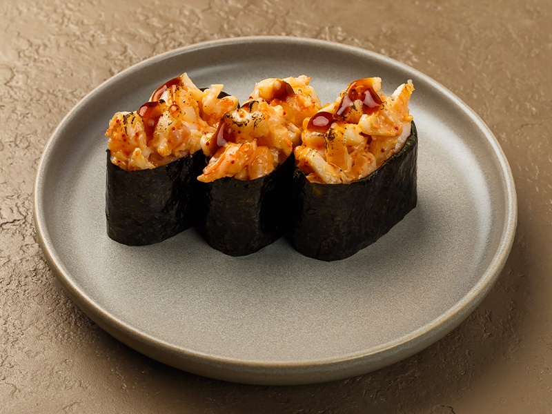 Суши с креветкой, запечённые под сырным соусом (3 шт.)