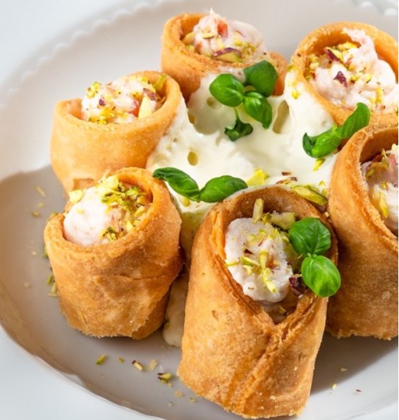 Канноли фри, парма, фисташки