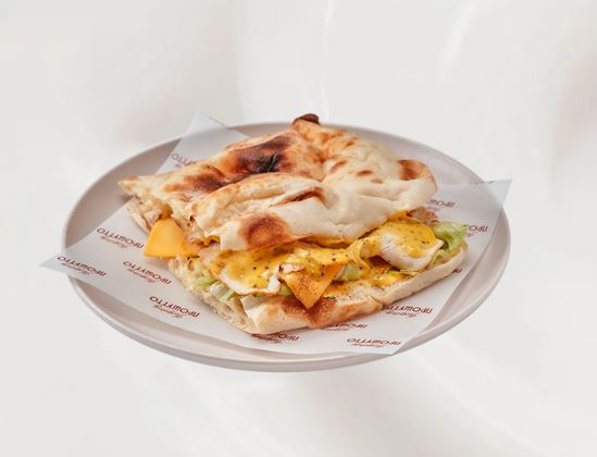 Сэндвич с пастрами из индейки и чеддером