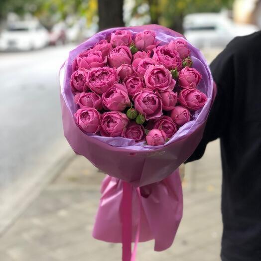 Пионовидная роза мега крутая 