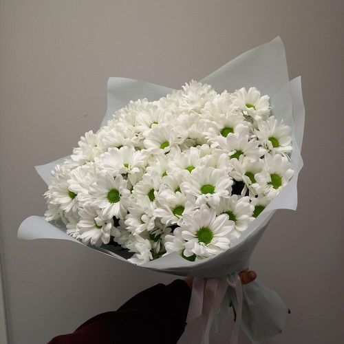 Большой букет кустовых хризантем