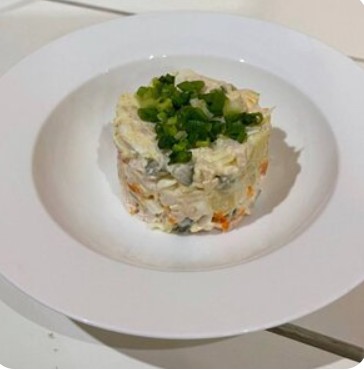 Оливье с копченой курицей