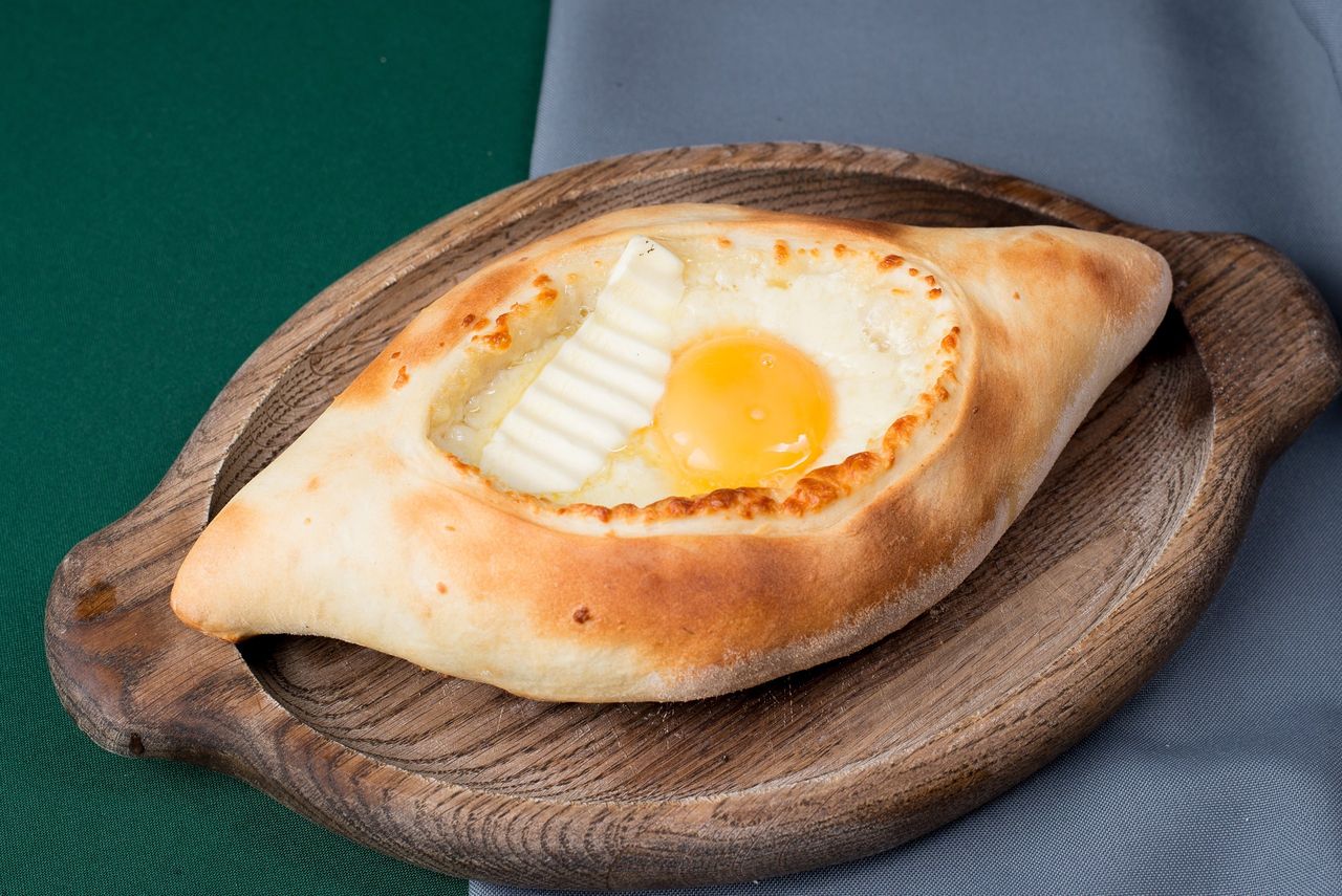 Хачапури по-аджарски