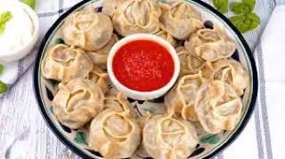 Манты из свинины и говядины