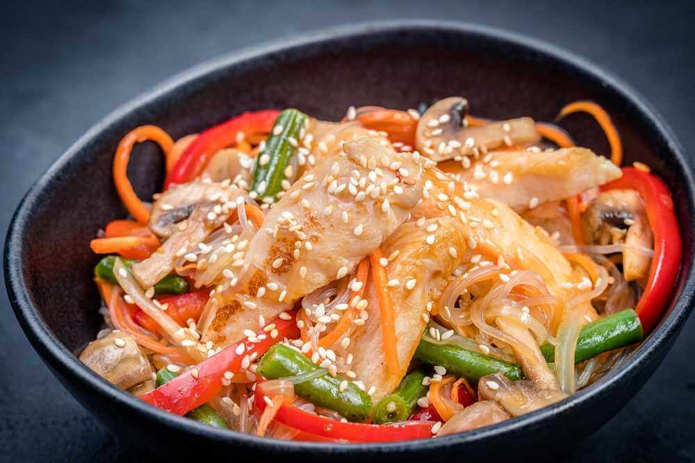 Фунчоза терияки с курицей