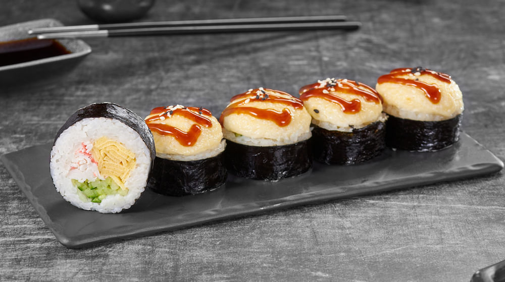 Ролл Крабьен запеченный