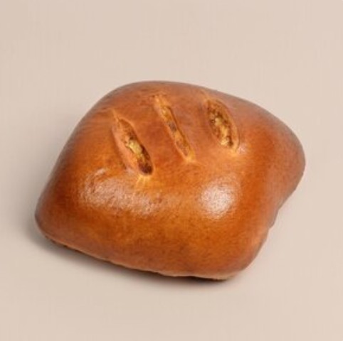 Пирожок с картофелем, беконом и сыром