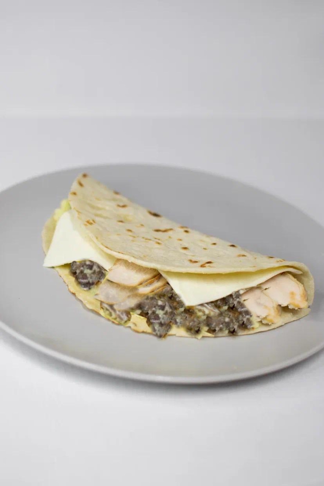 Кыстыбый с копчен. курицей и грибным жул