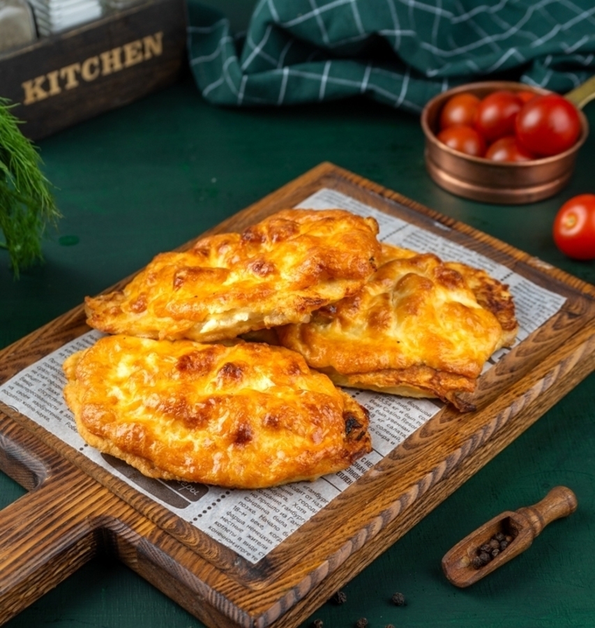 Отбивная из курицы с ананасами