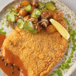 Шницель из пиканьи с картофельным салатом