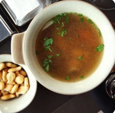 Уха из осетрины и черной трески