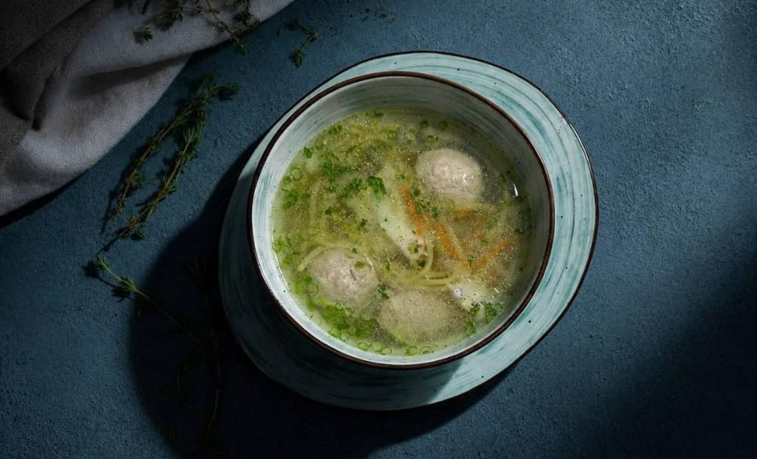 Суп с куриными фрикадельками