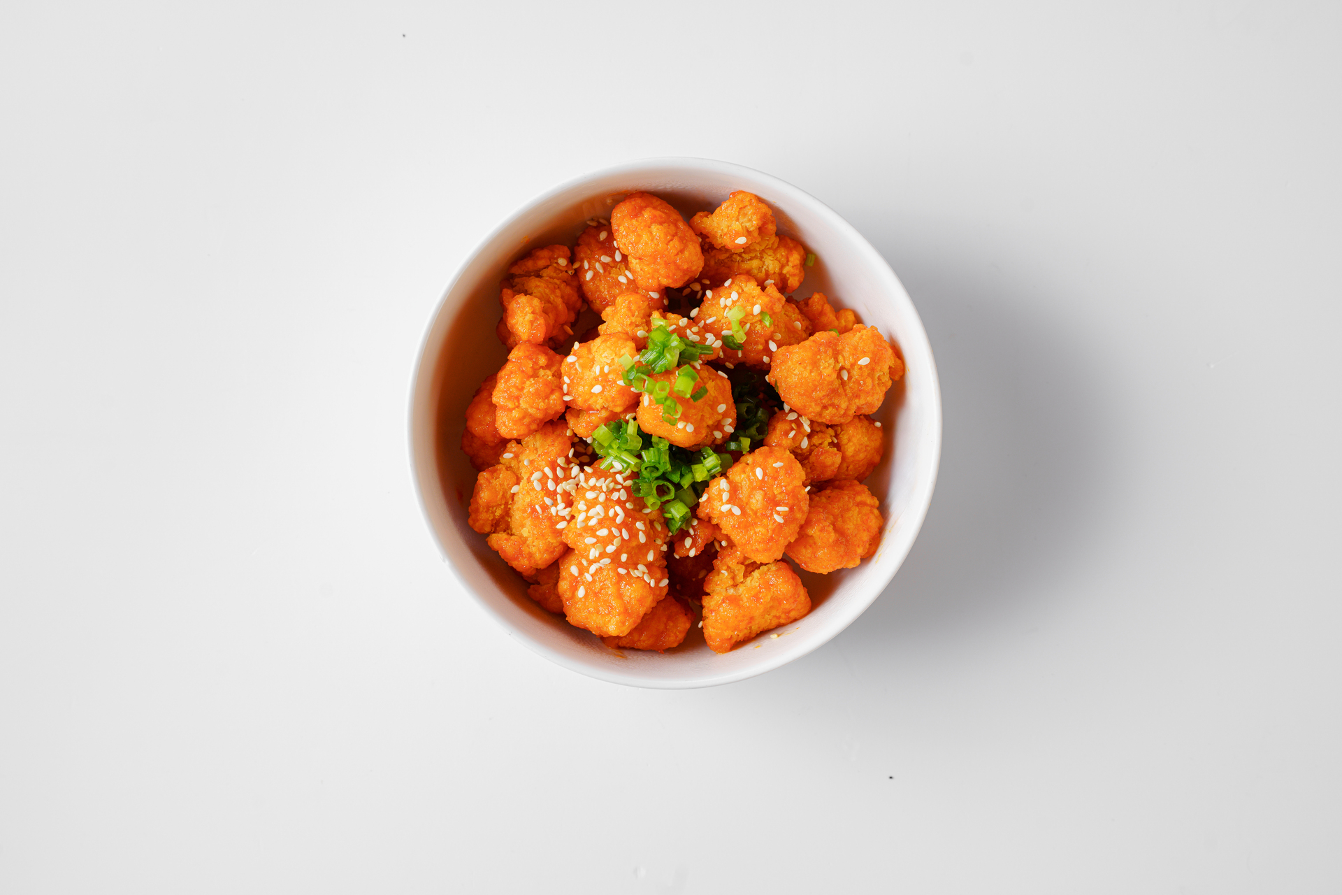 Куриный попкорн Шрирача