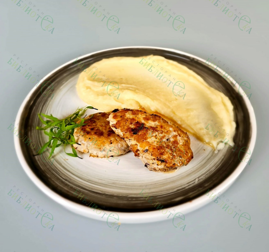 Куриная котлетка с пюре