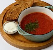 Борщ из говядины с гренками