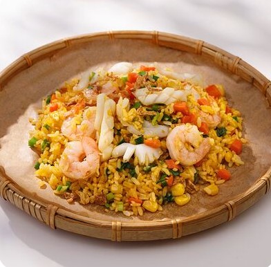 Ком Ранг Хай Шан (с морепродуктами)