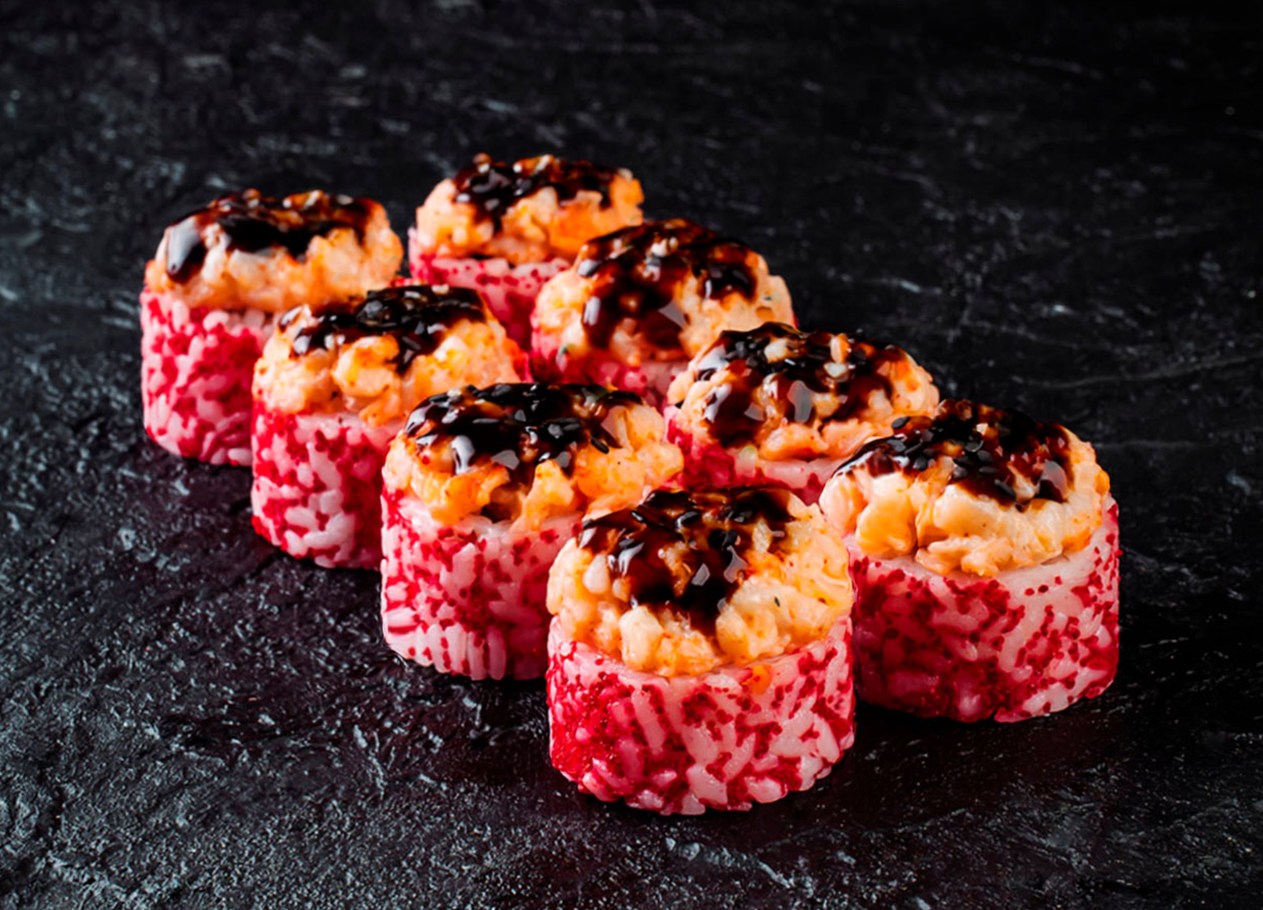 Нежный запечённый ролл с окунем и креветкой