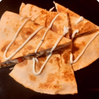 Кесадилья с курицей