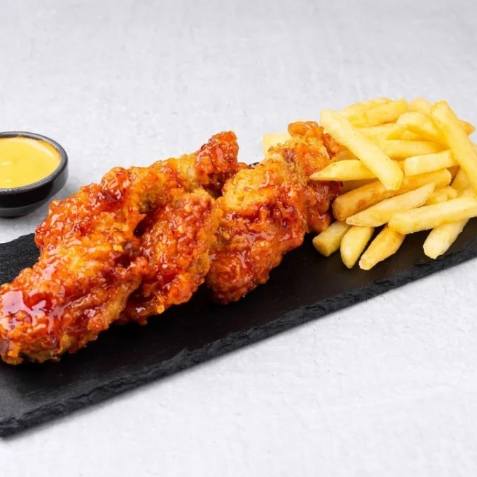 Корейская курочка с картофелем фри