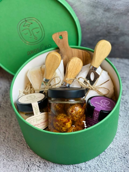 Подарок "Сырный"