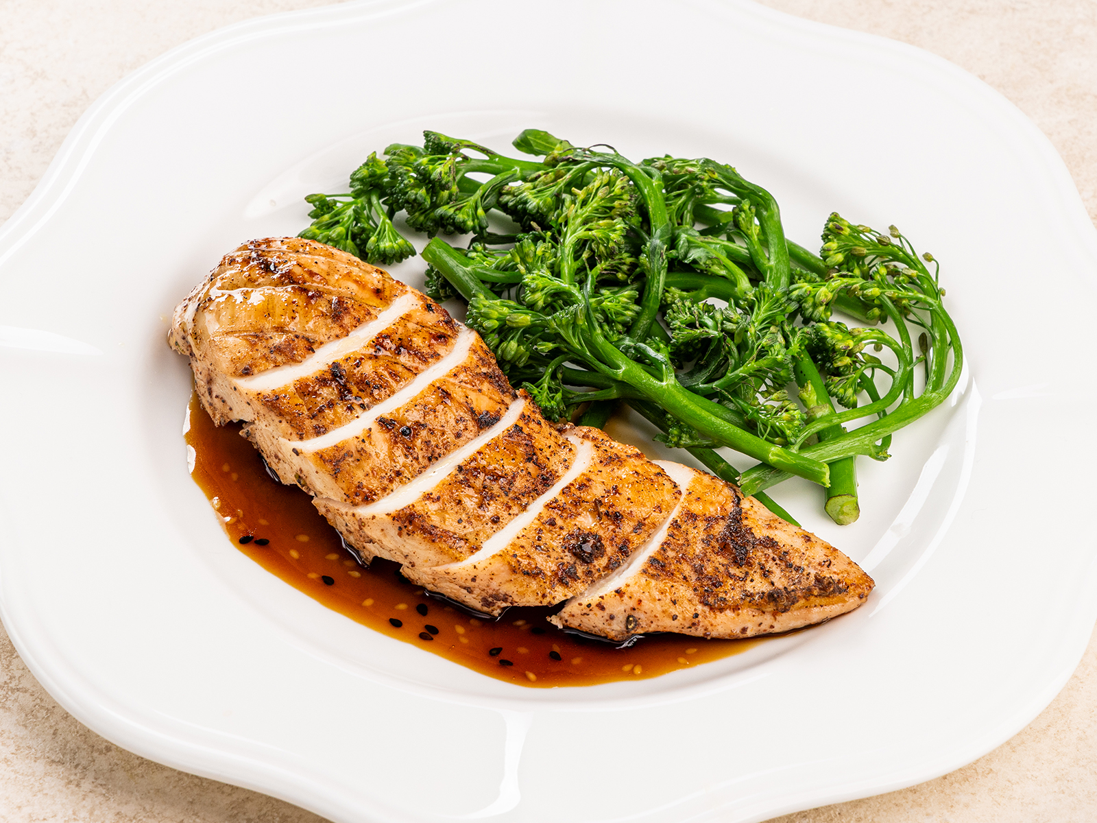 Нежное куриное филе на гриле