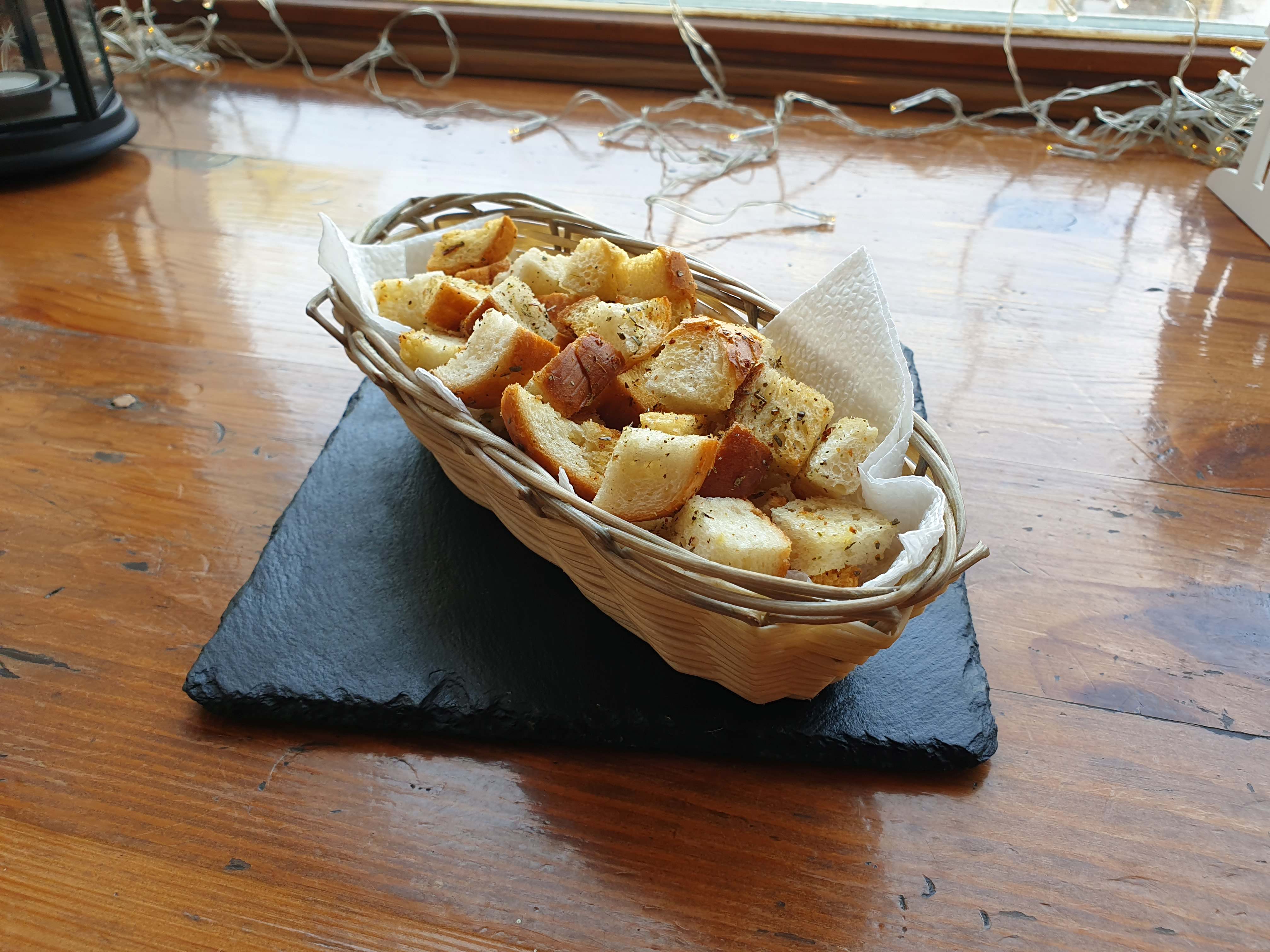 Гренки Цезарь
