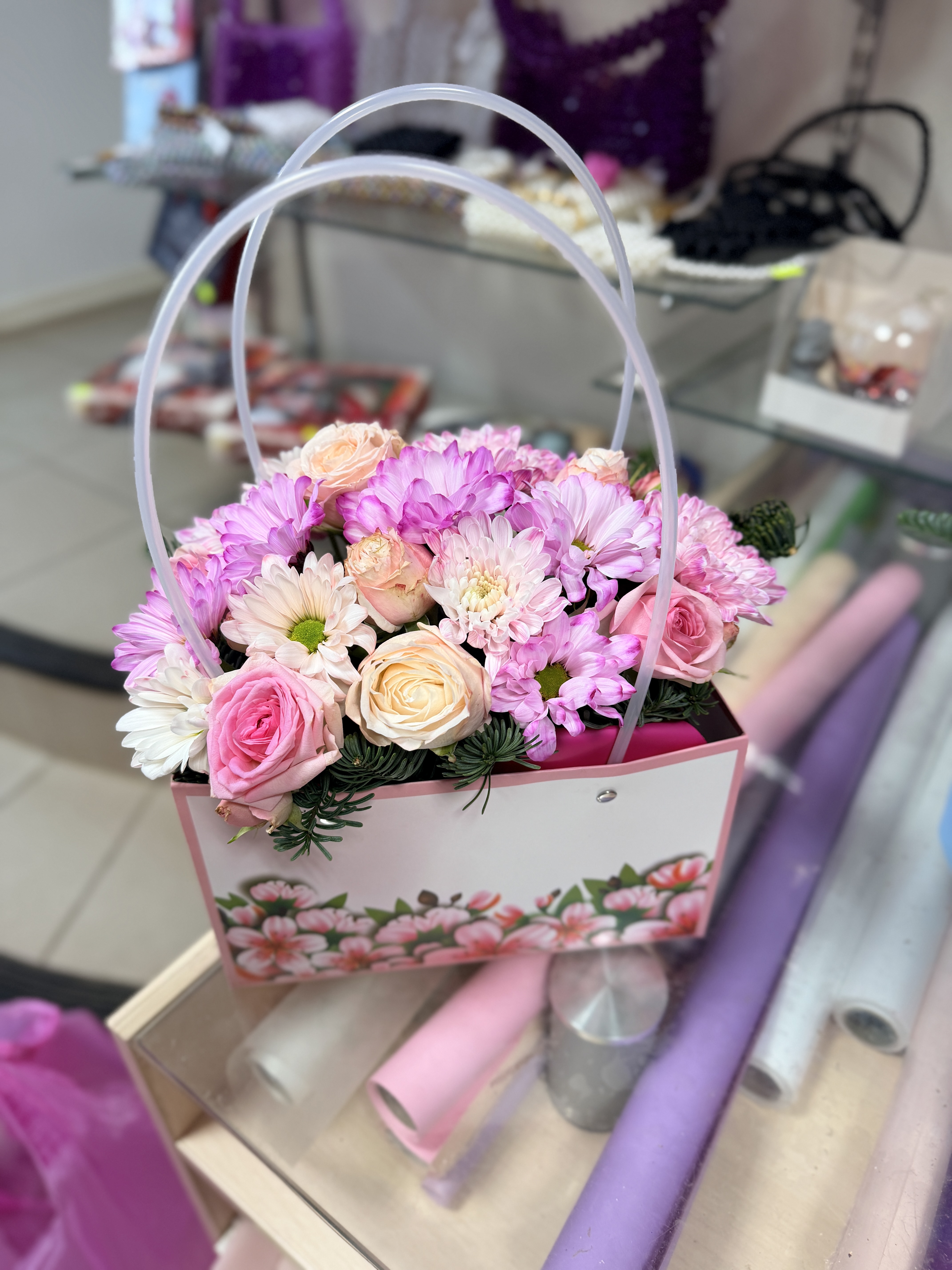 Цветы в коробке 