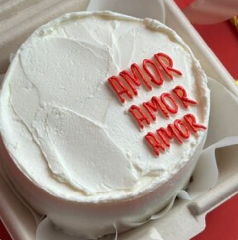 Бенто-торт Amor