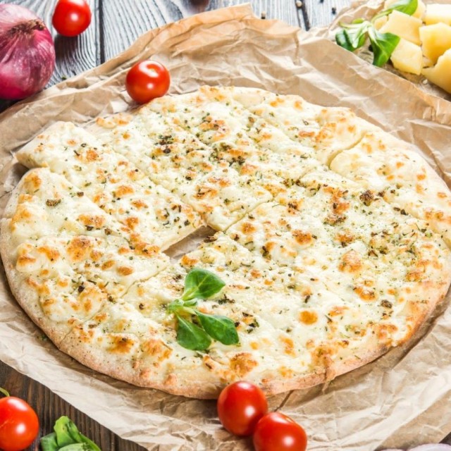 Сырные брусочки чесночные