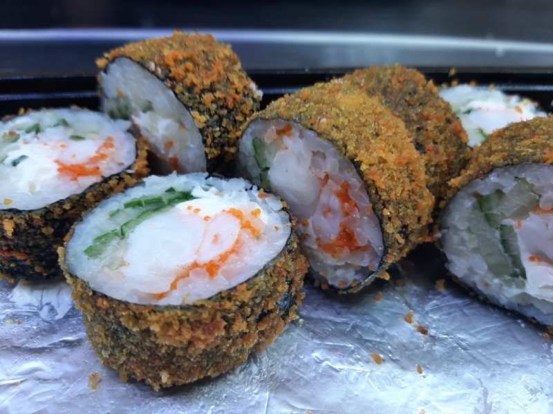 Горячий с креветкой ролл