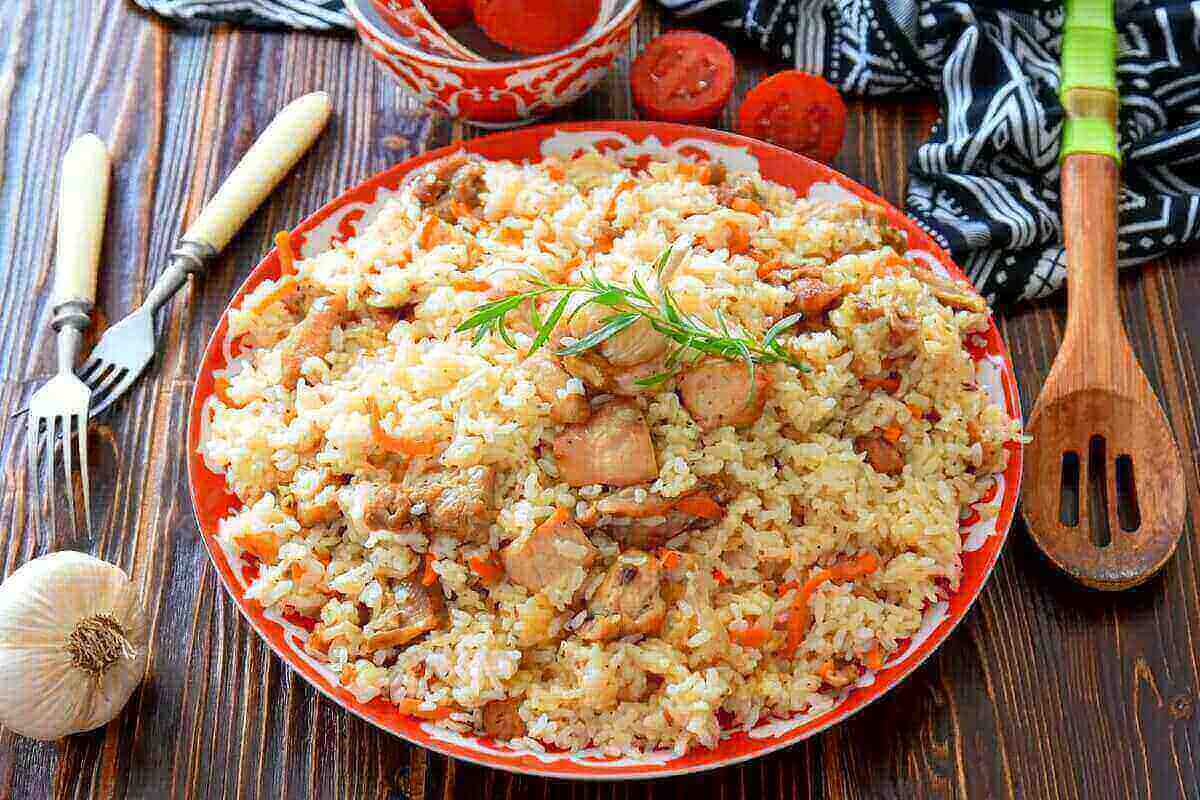 Фирменный плов с курицей