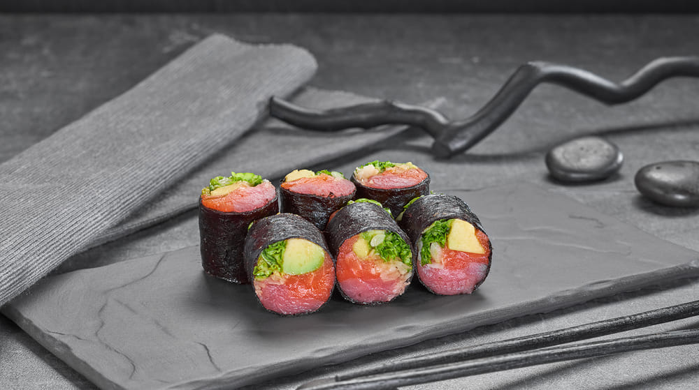 Сашими ролл с тунцом и лососем