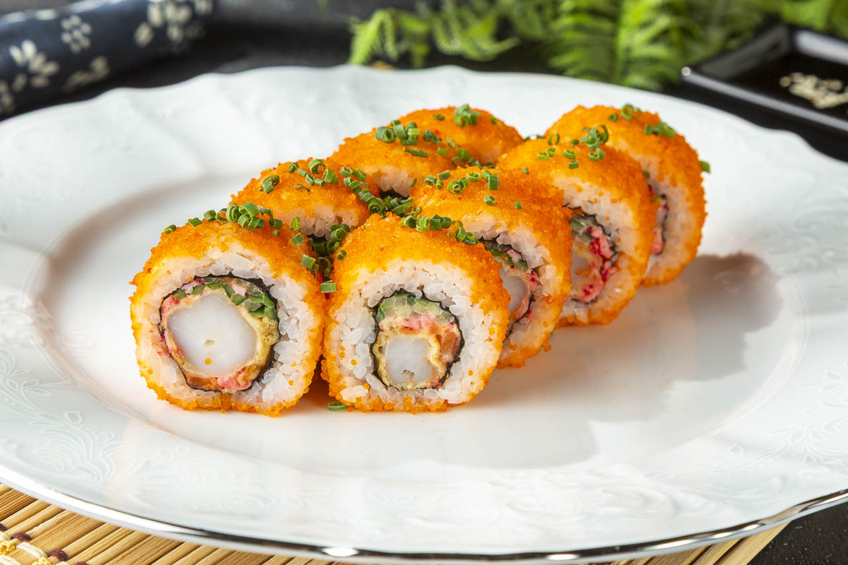 Калифорния с темпурной креветкой