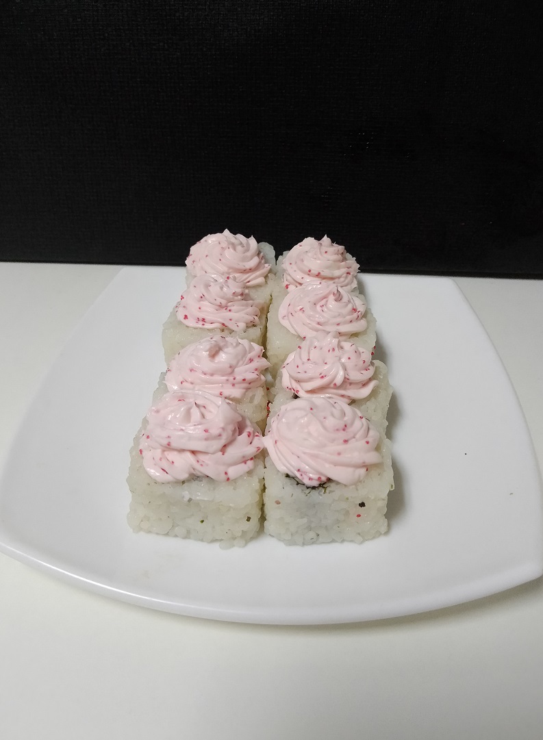 Лава ролл с лососем