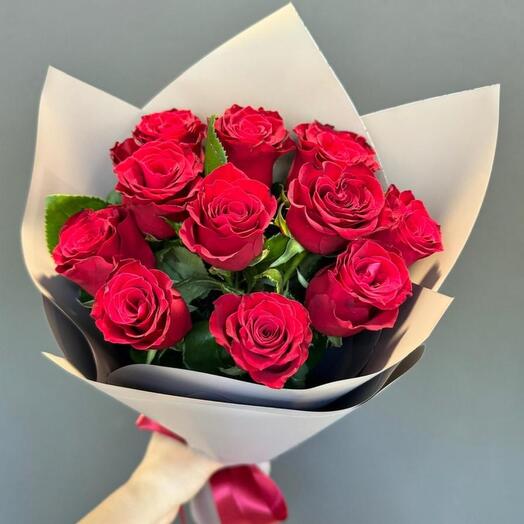 Комплимент |11 кенийские розы