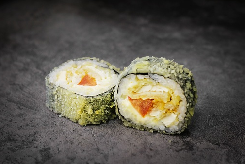 Темпурный ролл с курицей