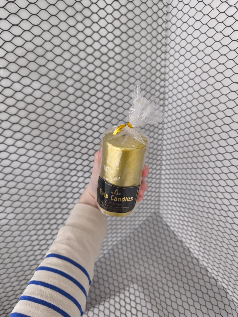 Свеча "Золото"