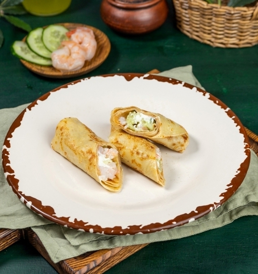 Блинчик с креветкой и творожным сыром