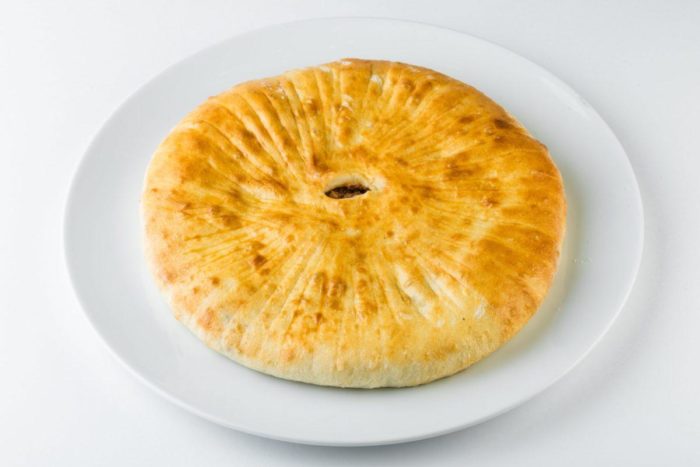 Лобиани с фасолью