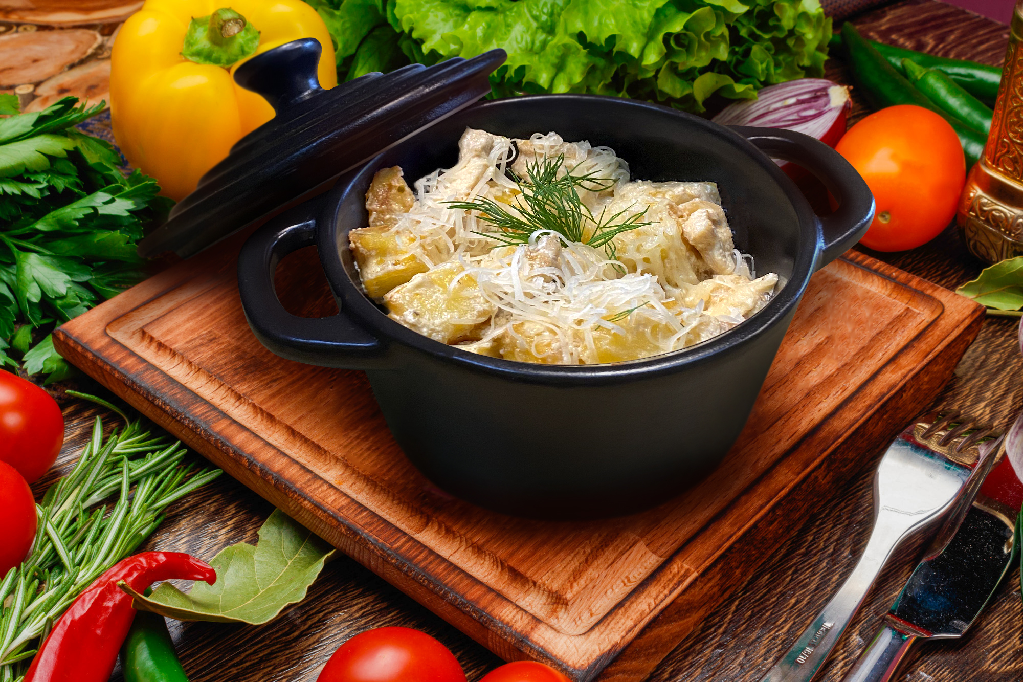 Картофель с курицей