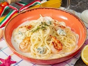 Спагетти Блю-чиз с креветками