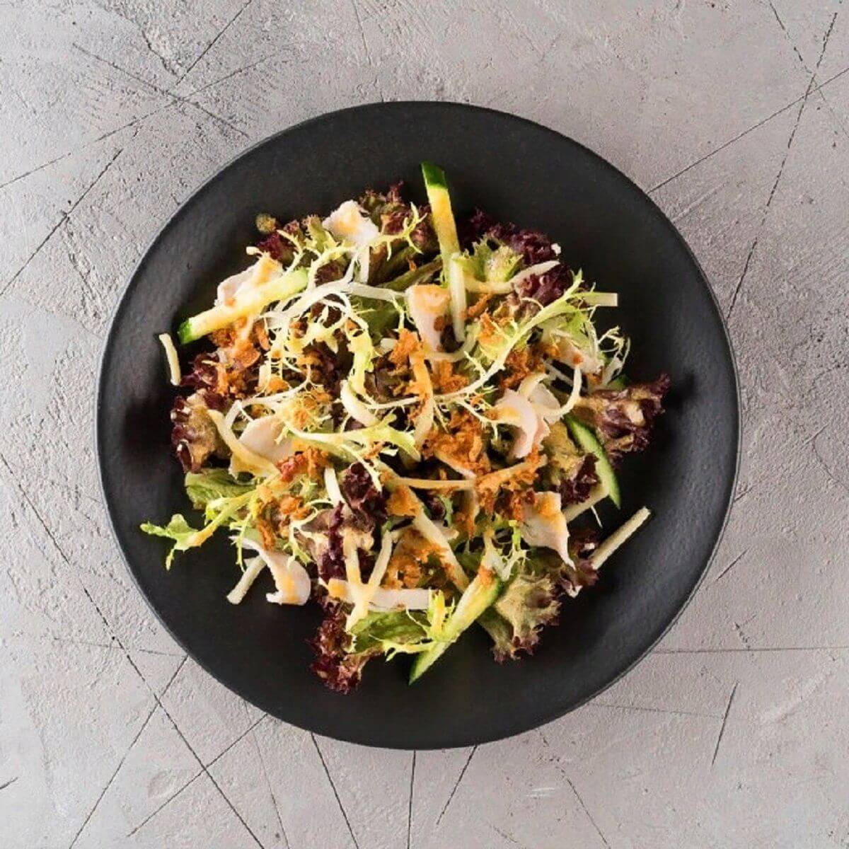 Салат Чикен Сарада