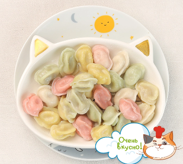 Цветные пельмешки со сметаной